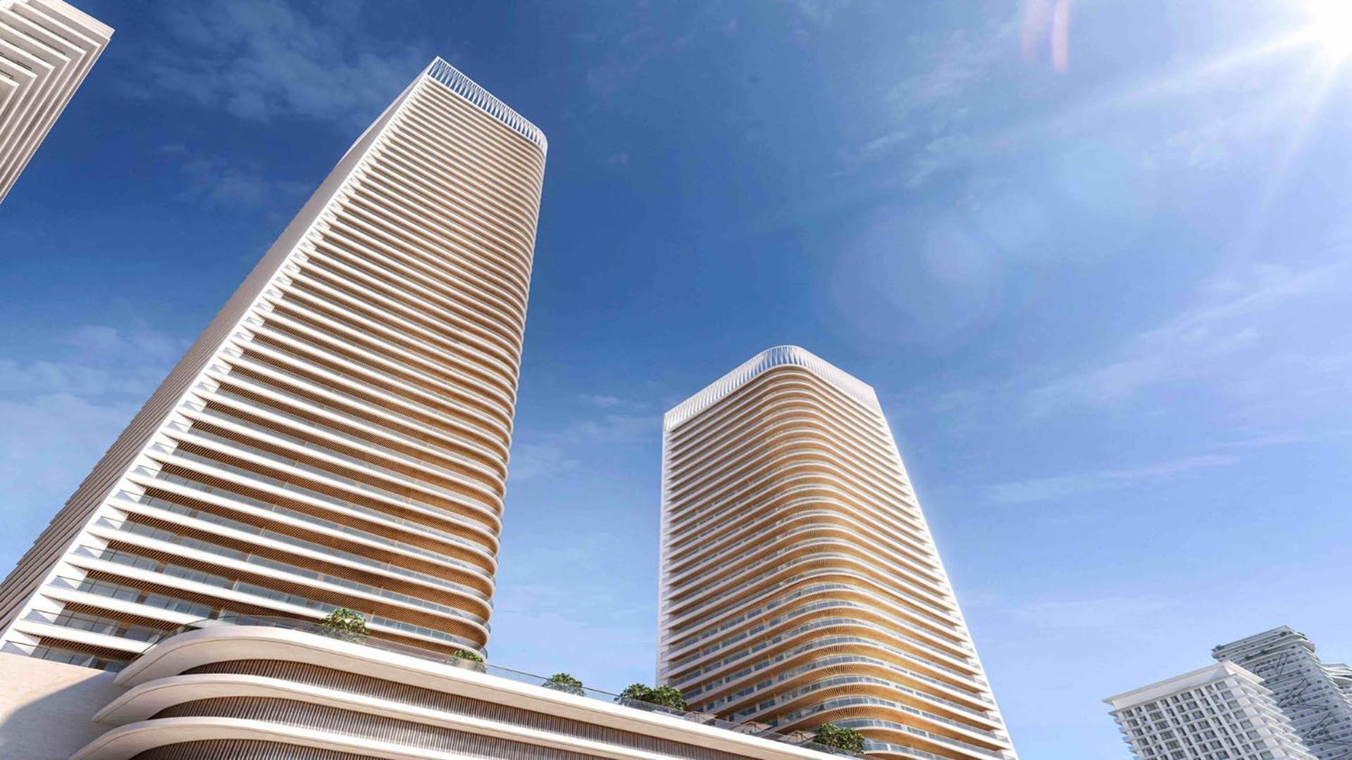 Exclusive Beachfront 2 Bed With Pool & Palm View Apartment